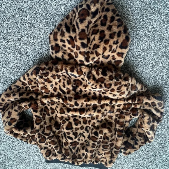 Zara Leopard Print Teddy Jacket - Picture 6 of 7